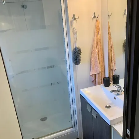 مكان تخييم Mobil 6 Personnes Saint-Chéron